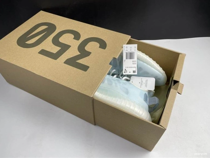 Mono V2 Boost Ice Yeezy GW2869 350 Adidas 1024